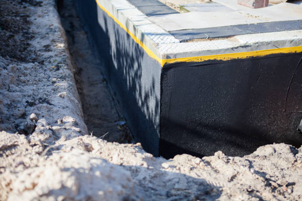 Professional Crawl Space Encapsulation technician working in Paris, MI